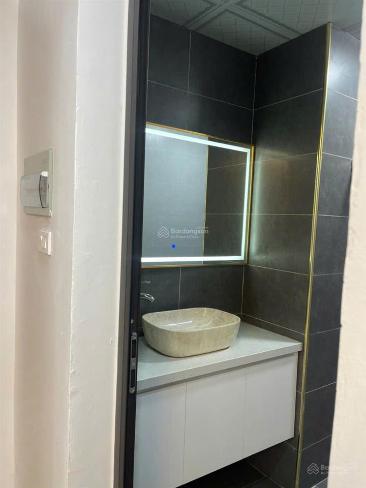Cc bán căn hộ 88,68m² 3 ngủ, 2wc nhà ct1a khu thành phố giao lưu.