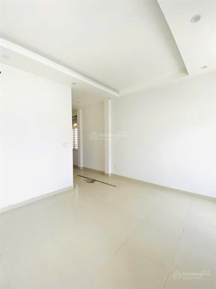 Bán nhà dt 86m2 ngang hiếm 5.2m nở hậu 8m đẹp, nhà mới đẹp ở ngay, hồ học lãm an lạc