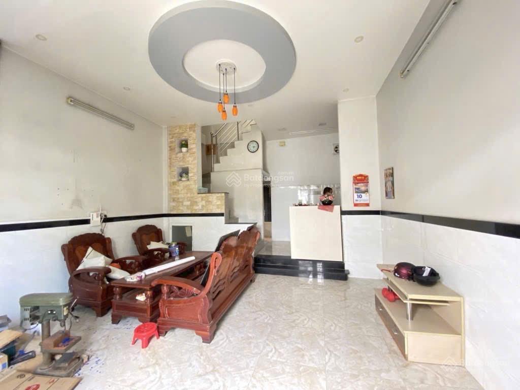 Bán nhà dt 86m2 ngang hiếm 5.2m nở hậu 8m đẹp, nhà mới đẹp ở ngay, hồ học lãm an lạc