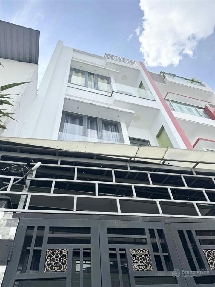 Chủ gấp giảm mạnh chỉ còn 5ty8 nhà 4 tầng 60m ngay đường số 29 gần nhà thờ.phaolo aeonmall xe hơi