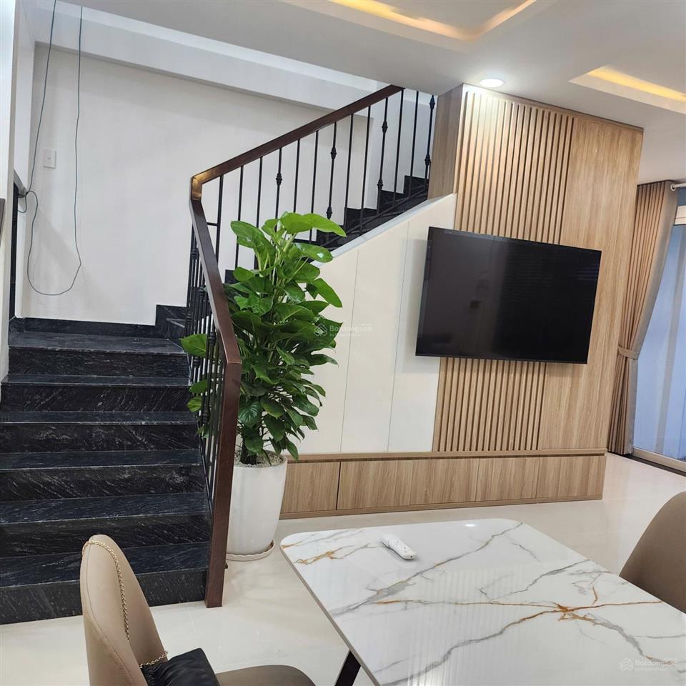 Chi 5ty95 hem xe hoi 45/le cơ an lạc, siêu phâm ngang 5.5x13m nhà mới đẹp đủ nội thất cao cấp