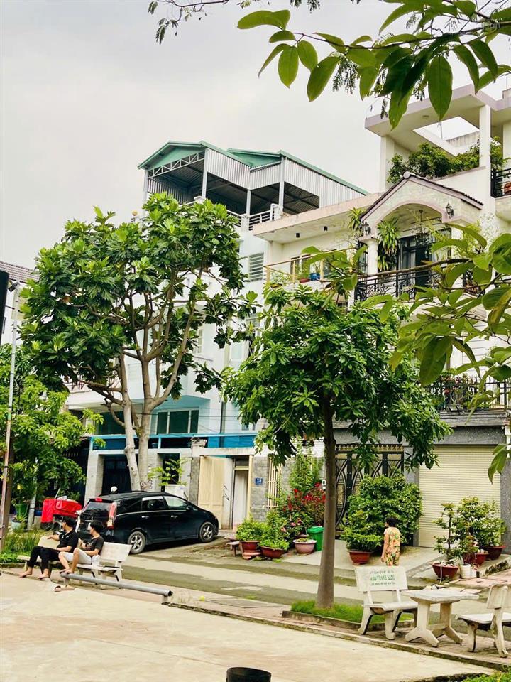 Chủ gấp giảm 1 tỷ 5 còn 9 tỷ 5 ngang 6x14m 4t biệt thự mini mặt tiền công viên hồ học lãm an lạc