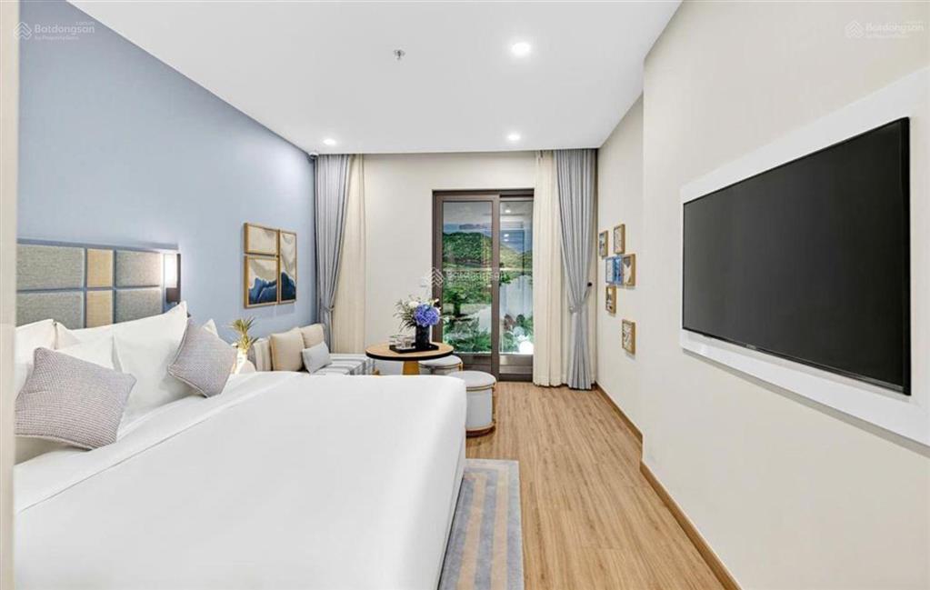 Bán căn hộ studio chính chủ view biển vị trí trung tâm khu du lịch hạ long cực kì đẹp nt cơ bản