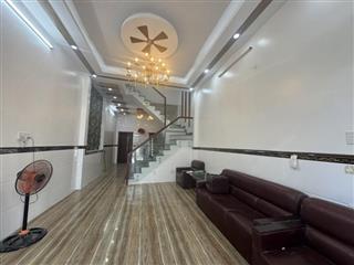 Bán nhà  đường Lã Xuân Oai, Q9, Thủ Đức, TP HCM. DT 64m2, 2 tầng. Giá  6.55 tỷ, SHR -