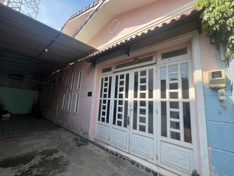 Bán nhà đường số 4, Phường Trường Thọ, Thủ Đức, TP HCM. DT 175m2, 3PN, SHR, giá 8.69  tỷ