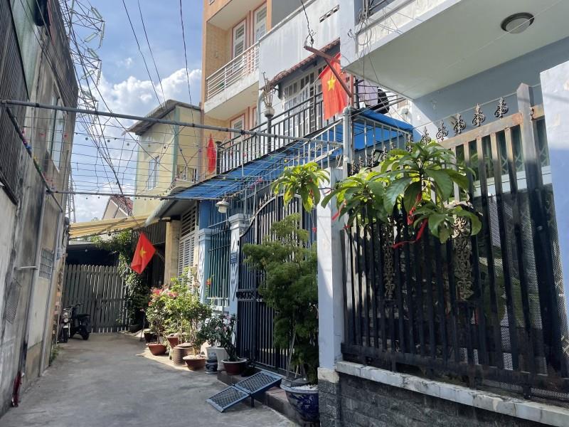 Bán nhà đường số 4, Phường Trường Thọ, Thủ Đức, TP HCM. DT 175m2, 3PN, SHR, giá 8.69  tỷ