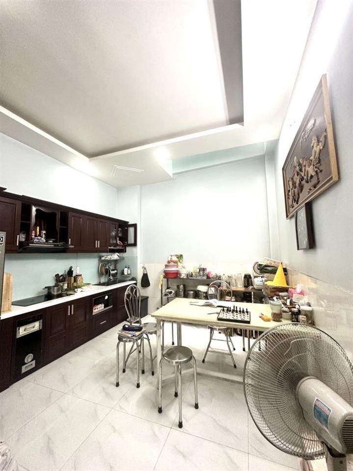Bán nhà đường Dương Đình Hội, Tăng Nhơn Phú B, Q9, Thủ Đức, TP HCM. DT 58m2, 3 tầng. Giá