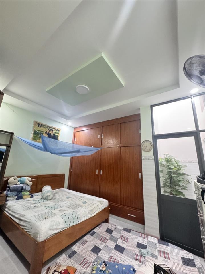Bán biệt thự mini, DT 200m2,  đường số 11, Linh Trung, Thủ Đức, TP HCM,  sổ hồng riêng.