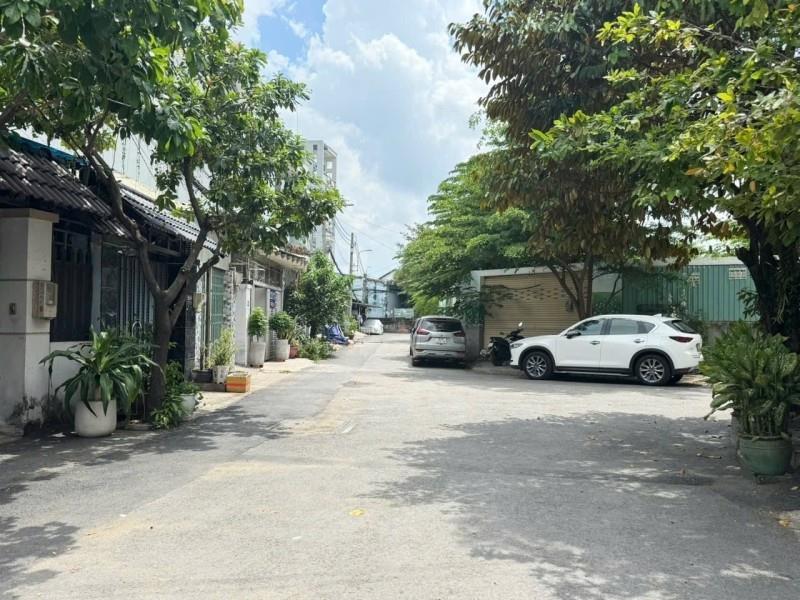 Bán nhà 3 tầng, 72m2, đường số 26, Hiệp Bình Chánh, Thủ Đức, TP HCM. Giá 8.78 tỷ.