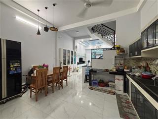 Bán nhà 3 tầng đường 359, Phước Long B, Quận 9, Thủ Đức, TP HCM. DT 78m2. Giá 6.88 tỷ, sổ