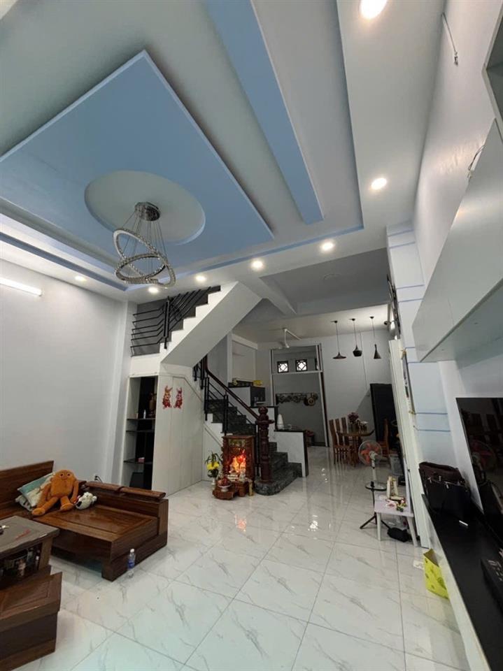 Bán nhà 3 tầng đường 359, Phước Long B, Quận 9, Thủ Đức, TP HCM. DT 78m2. Giá 6.88 tỷ, sổ