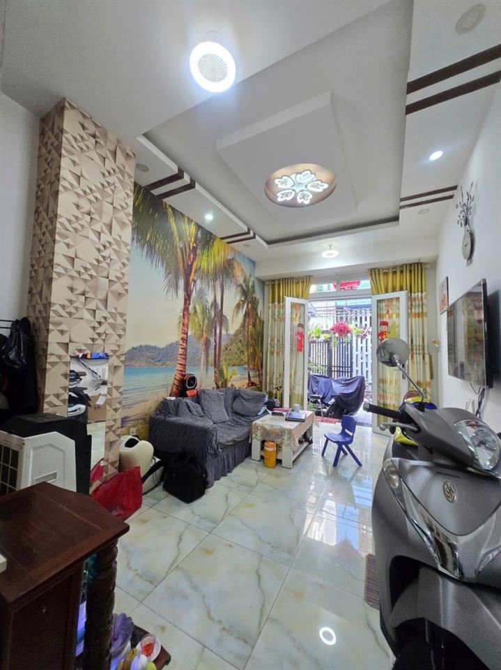Bán nhà 3 tầng, 58m2, đường số 18, Hiệp Bình Chánh, Thủ Đức, TP HCM. Giá 6.68 tỷ.