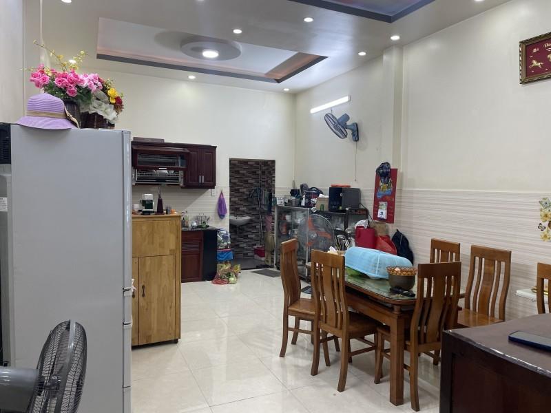Bán nhà 3 tầng, 71m2 đường Lê Thị Hoa, Tam Bình, Thủ Đức, TP HCM. Giá 5.89 tỷ, sổ hồng