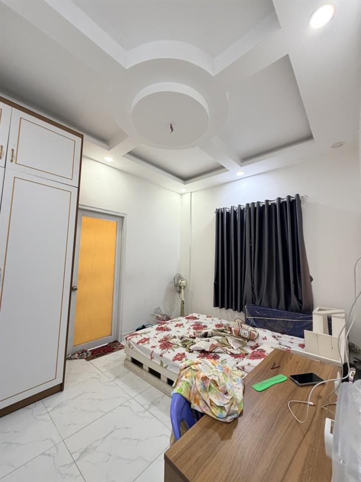 Bán nhà 3 tầng Gò Cát, Phú Hữu, Q9, Thủ Đức, TP HCM. DT 56m2, sổ hồng riêng. Giá 6,97 tỷ.