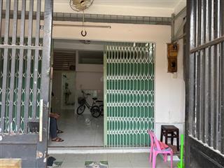 Giảm 600tr bán gấpshop house chung cư lạc long quân, p.5, q11  sổ hồng đầy đủ 