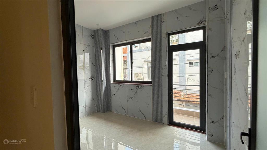 Giảm 100 triệu nhà riêng lê văn thọ gò vấp 1 trệt 2 lầu ô tô tận cửa