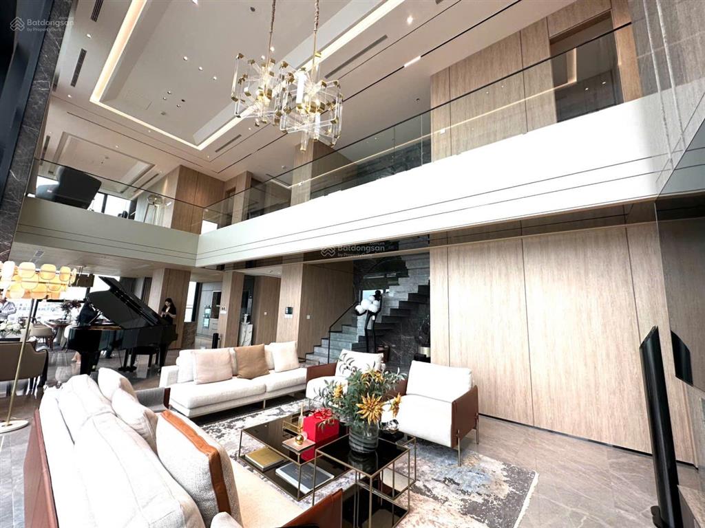 Bán siêu phẩm 1ngủ và 2ngủ dự án noble crystal tây hồ giá 12x tỷ và 15x tỷ. chiếu khấu 2%, ls 0%