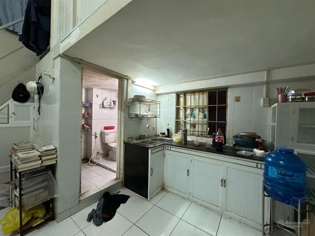 Nhà becamex định hòa. lầu 2 , bao sổ hồng, decor 130 triệu. còn góp 20 năm 450 triệu.