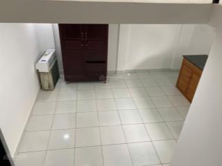 Căn hộ becamex định hòa, lầu 2 decor, bao sổ 570 triệu. có hỗ trợ bank