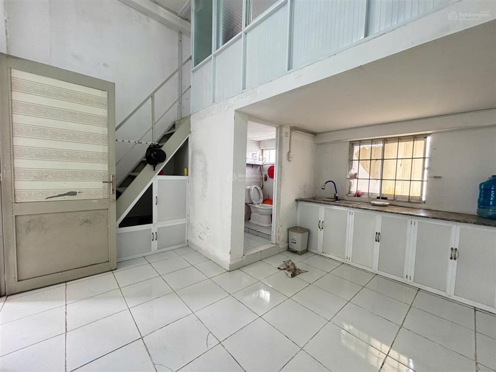 Căn hộ becamex định hòa, lầu 4 sổ hồng 415 triệu. đã đủ 5 năm. toàn quốc mua được
