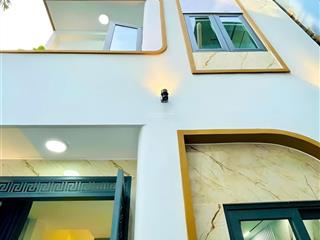 Nhà 3 tầng mới, hiện đại, ngay ngã 6 gò vấp, gần mặt tiền, full nội thất cao cấp