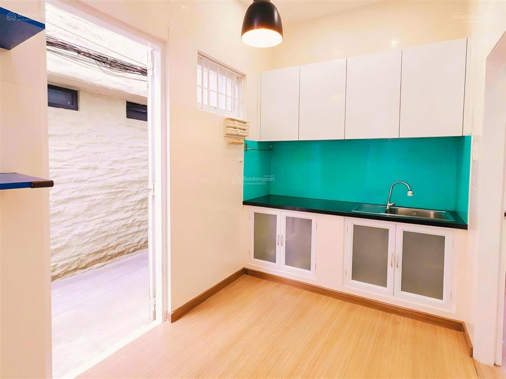 Căn góc 2 mặt tiền, hẻm thông thoáng trung tâm phú nhuận, 29m2 x 3 tầng, 3pn, sổ đẹp a4  5.45 tỷ