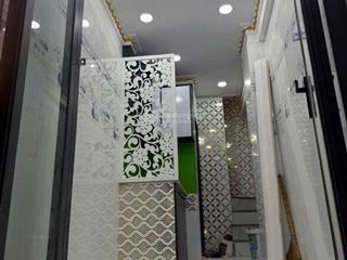 1.95 tỷ có nhà 3 tầng mới xây  q.3 cmt8, nguyễn thông, rạch bùng binh hẻm thông  shr, chính chủ