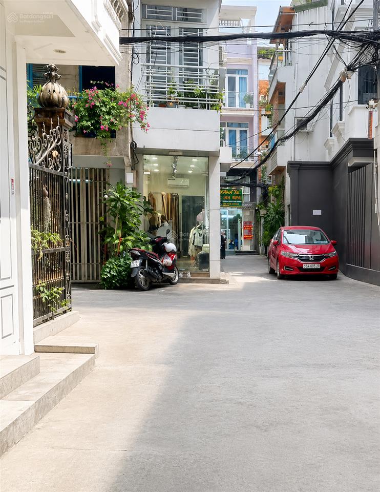 5.x tỷ  hẻm xe hơi huỳnh văn bánh, pn  90m² dtsd  3 tầng, ngang 4.1m nở hậu, full nội thất