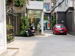 5,x tỷ  hẻm xe hơi huỳnh văn bánh, pn  90m2 dtsd  3 tầng, ngang 4,1m nở hậu, full nội thất.