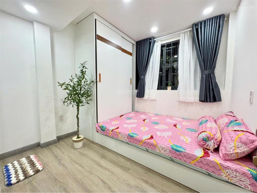 Nhà 4 tầng btct mới đẹp tt phú nhuận  đường nhựa 3m thông, xe hơi vf3 tới cửa  dtsd 56m2  3.x tỷ