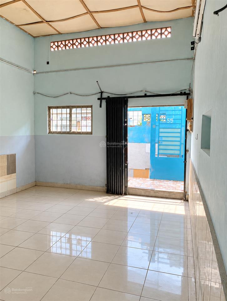 Mặt tiền tứ hải  đất thánh, giáp bắc hải  60m2  không quy hoạch, lộ giới  sổ hồng riêng