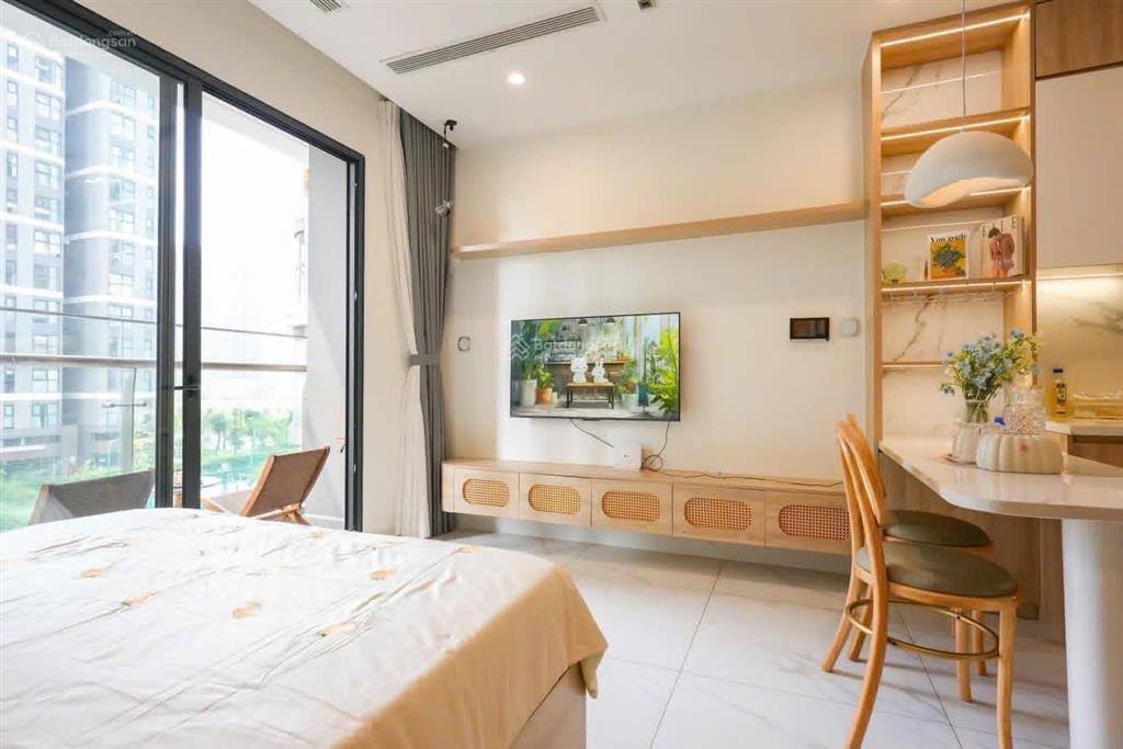Bán gấp căn hộ full nội thất giá cực tốt