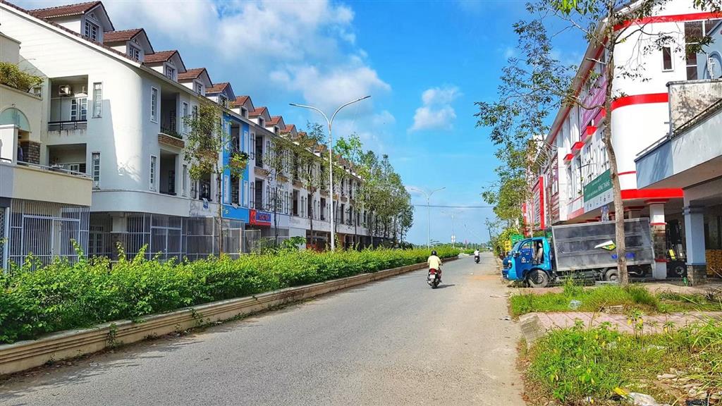 Chốt nhanh nền đẹp kế cạnh khu du lịch