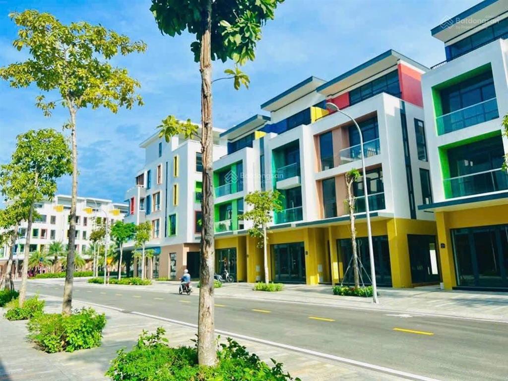 Liền kề hơn 5 tỷ ở ngay, đối diện trường đoàn thị điểm, thanh toán giãn kí thẳng chủ đầu tư