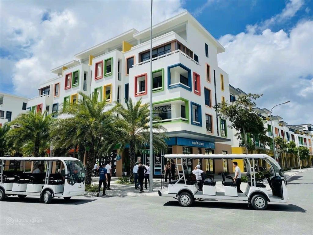 Liền kề hơn 5 tỷ ở ngay, đối diện trường đoàn thị điểm, thanh toán giãn kí thẳng chủ đầu tư