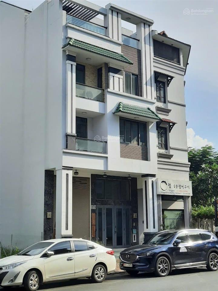 Bán nhà số 173 ptbphú mỹ hưng, giá 47.5 tỷ, diện tích 7 x 18m, giá rẻ hơn thị trường 10 tỷ ...
