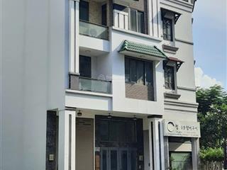 Bán nhà số 173 ptbphú mỹ hưng, giá 47.5 tỷ, diện tích 7 x 18m, giá rẻ hơn thị trường 10 tỷ ...