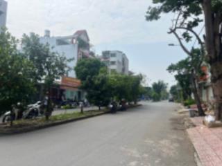 Lô đất tuyệt đẹp ngay kdc mười mẫu, đông thủ thiêm 200m2 ngang 10m chỉ 23 tỷ tl