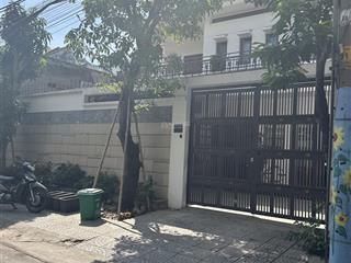 Sở hữu ngay biệt thự sân vườn hồ bơi mặt tiền phước bình gần globall city giá tốt trung tâm q9