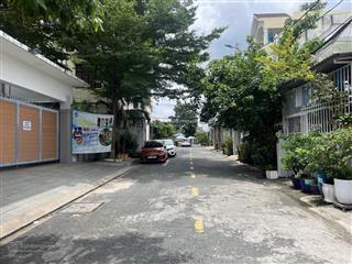 Tìm chủ biệt thự sân vườn gần 500m2 đẹp lung linh khu vip kiến thiết  hiệp phú q9