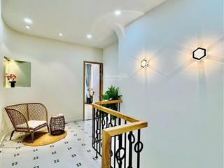 Nhà đẹp phú nhuận xe hơi đậu cửa 65m2 (4.4 x 15m) 3pn 3wc full nội thất 7.85 tỷ tl