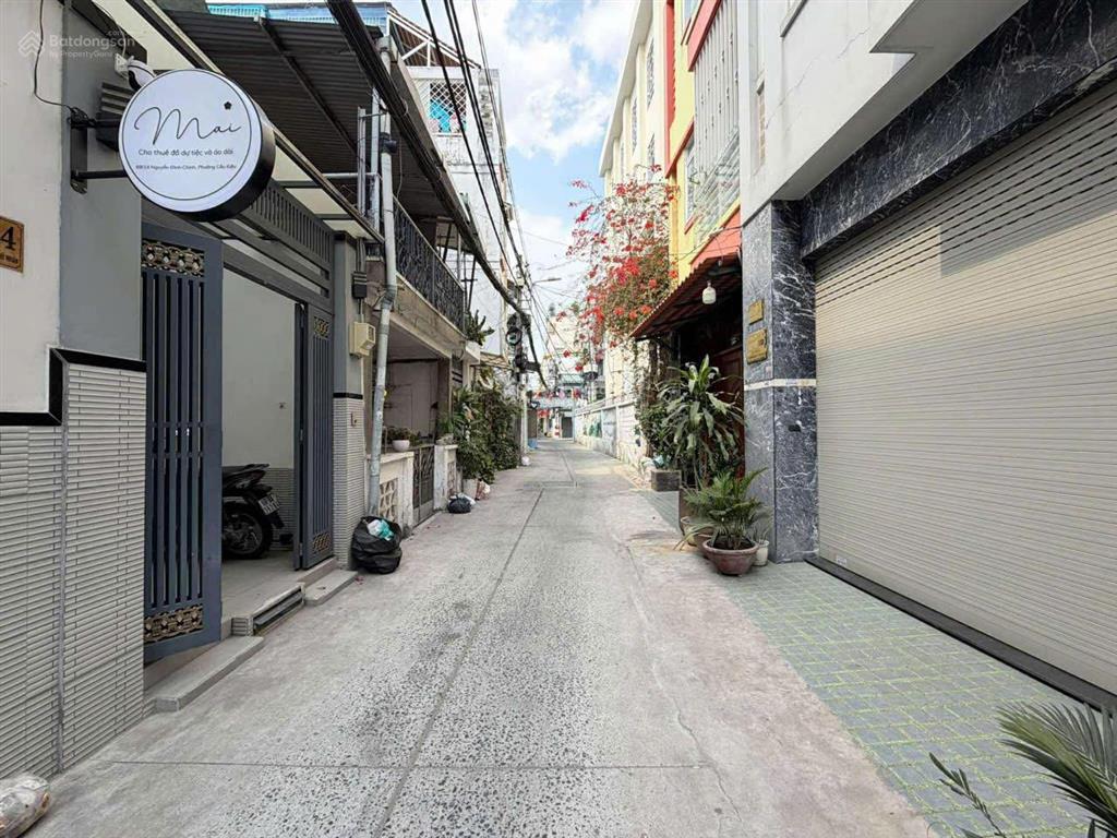 Thông nguyễn văn trỗi, phú nhuận  44m2  sổ đẹp  hẻm ô tô  15m ra mặt tiền  7.8 tỷ