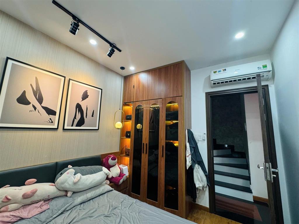Cần bán gấp nhà mặt tiền an hội  gò vấp, đường 6m, khu dân cư yên tĩnh  5 tầng
