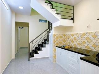 Nhà 2 tầng mới cóng phan đăng lưu bình thạnh, 3pn  gần full nội thất gần chợ bà chiểu 5,9 tỷ