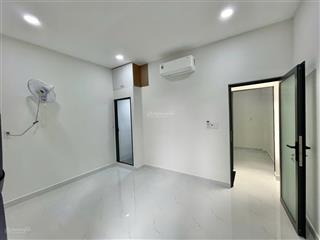 Nhà mới đẹp bình thạnh  ngay học viện cán bộ  hẻm 1 trục sát mt  2 tầng 2pn 3wc  chỉ 4.779
