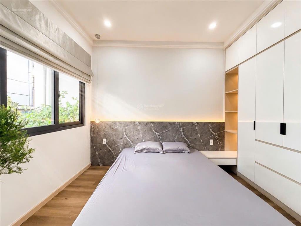 Nhà đẹp ở ngay  nguyễn công trứ, bình thạnh  gần 50m  2 tầng  3pn 2wc  giá 6.95 tỷ