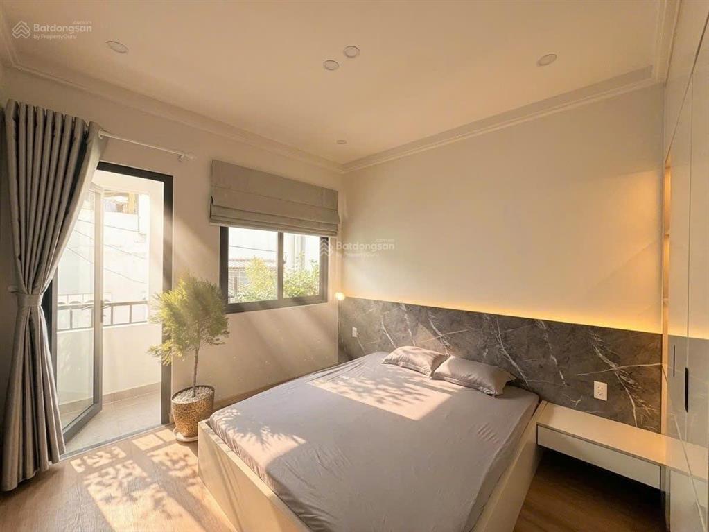 Nhà đẹp ở ngay  nguyễn công trứ, bình thạnh  gần 50m  2 tầng  3pn 2wc  giá 6.95 tỷ