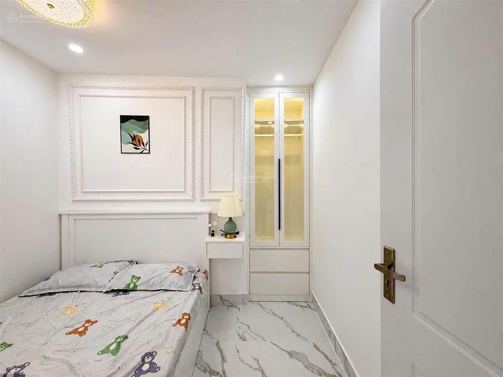 Nhà đẹp phong cách châu âu giữa phú nhuận nguyễn đình chính 40m 3pn full nội thất 6.95 tỷ