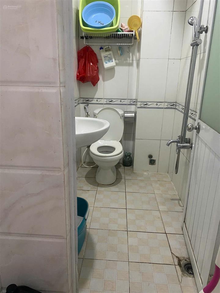 Nhà hẻm xe hơi  ngay sát vạn phúc city  giá chỉ 8 tỷ