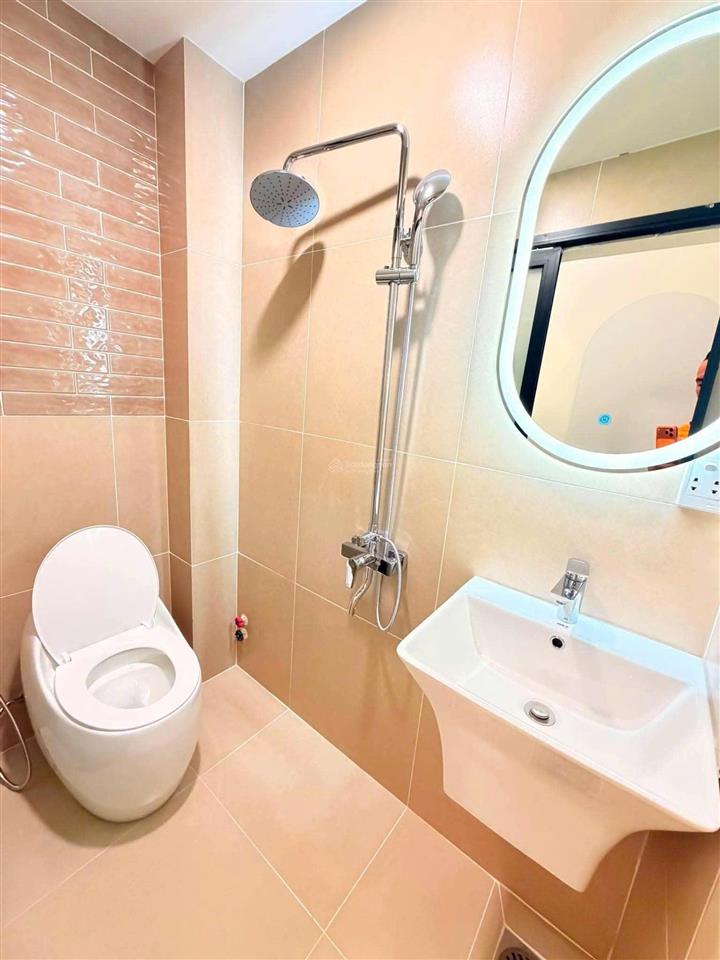 Siêu phẩm cạnh mặt tiền ngay nguyễn văn trỗi phú nhuận giáp quận 3, 35m2 2 tầng, nở hậu, 4.9 tỷ tl